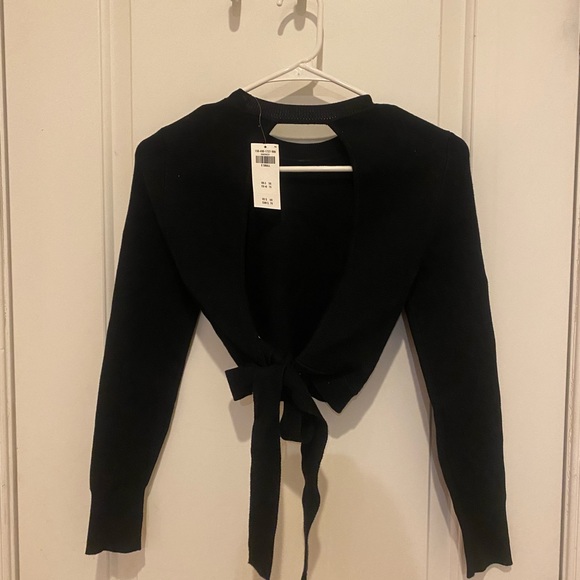 Abercrombie Open-Back Tie Sweater - Picture 5 of 6